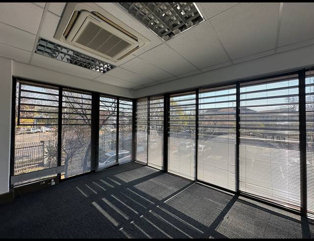 375M² OFFICE TO LET IN CENTURION CENTRAL